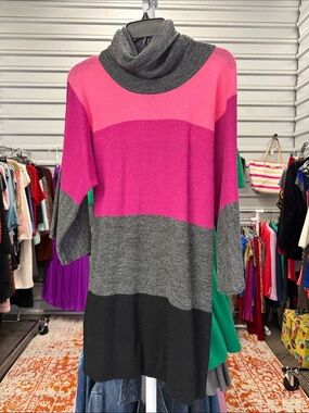 Kensie Pink & Gray Colorblock Cowl Neck Sweater